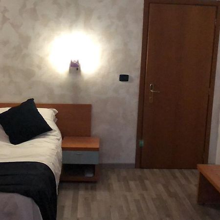 Aquam Albergo Акви Терме Экстерьер фото